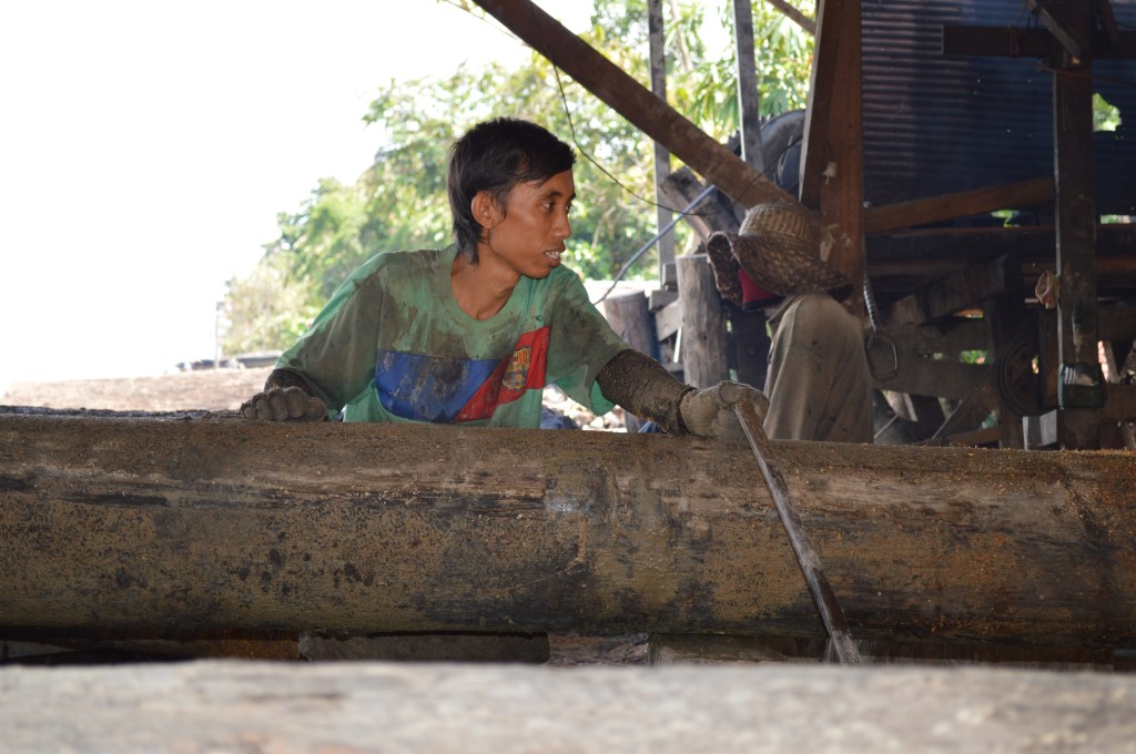 Turning logs into lumber